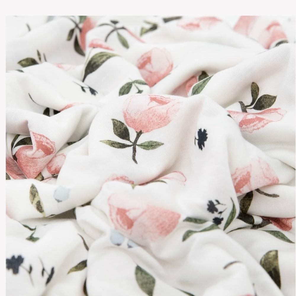 Little Unicorn Swaddle Blanket*Watercolor Rose*New! - Picture 4 of 8